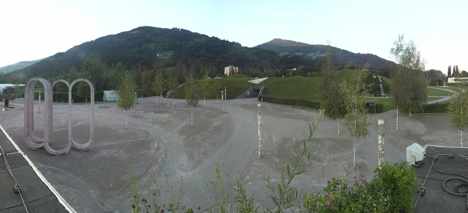 Archiv Foto Webcam Swarovski Kristallwelten: Außengelände