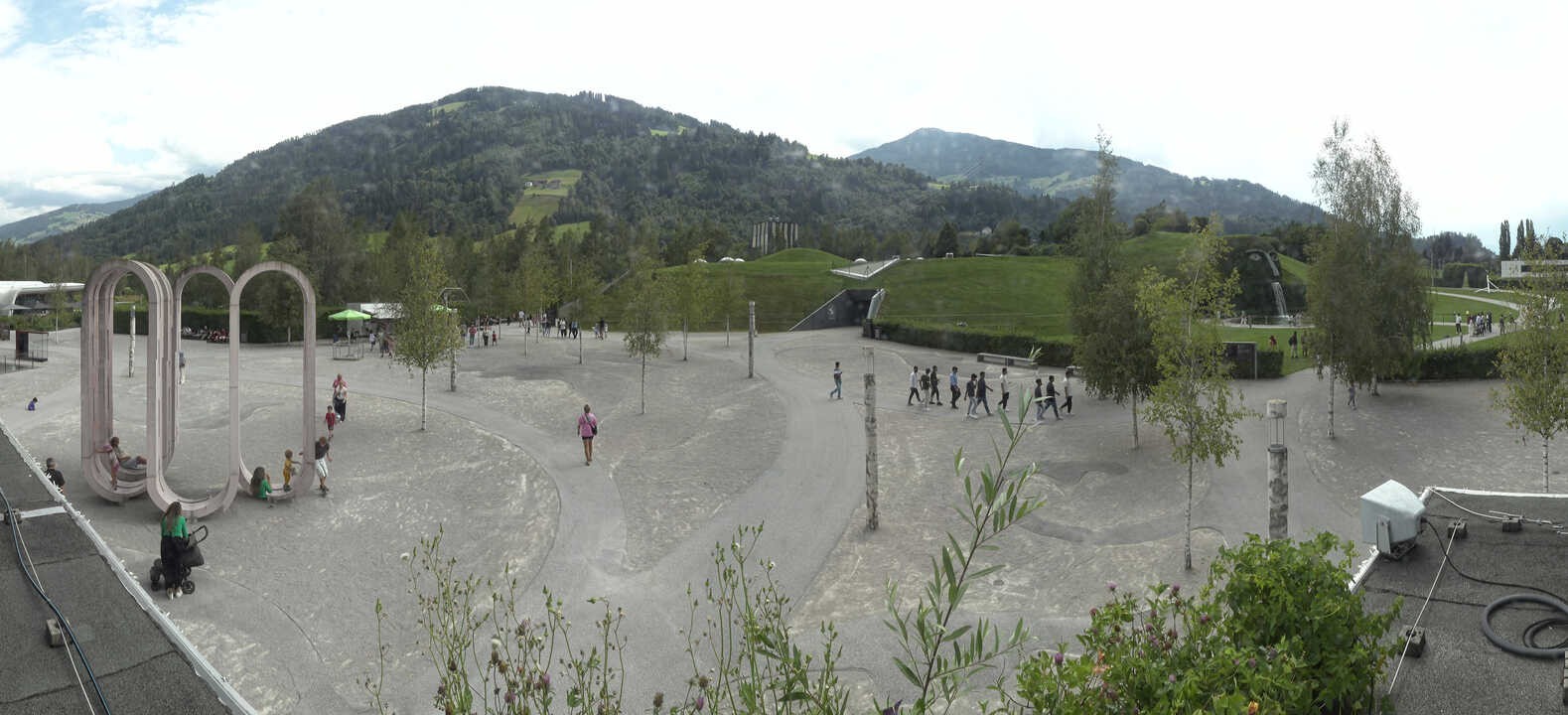 Archiv Foto Webcam Swarovski Kristallwelten: Außengelände