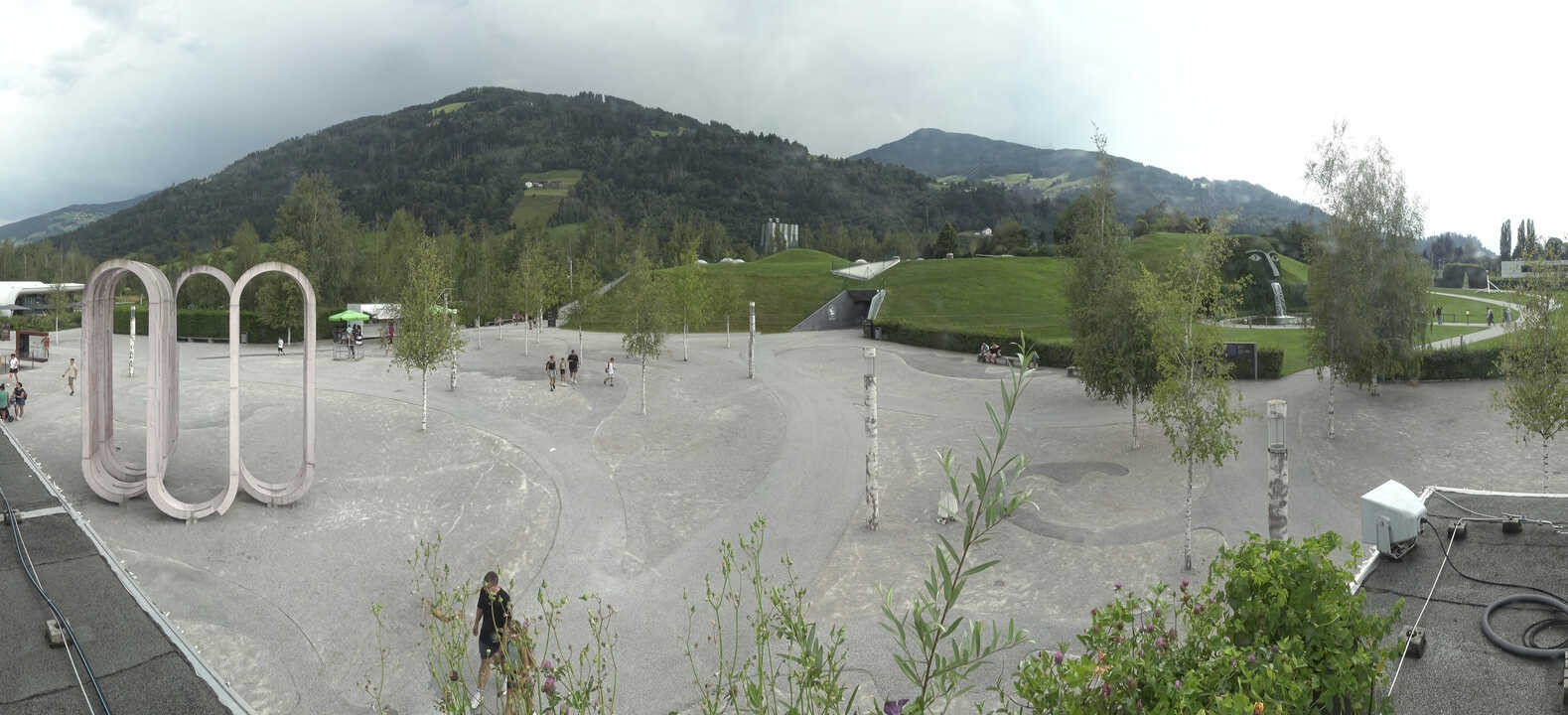 Archiv Foto Webcam Swarovski Kristallwelten: Außengelände