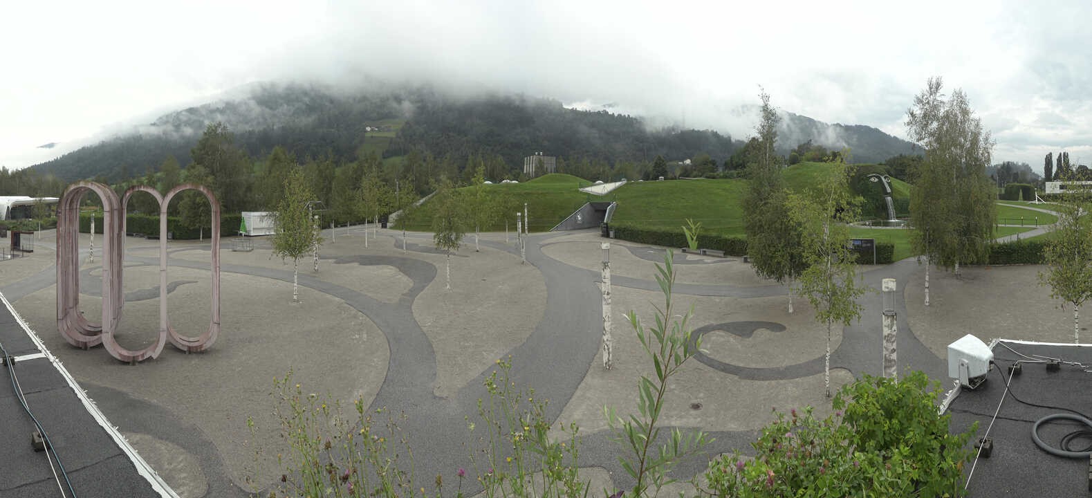 Archiv Foto Webcam Swarovski Kristallwelten: Außengelände