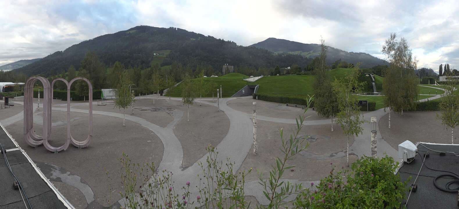 Archiv Foto Webcam Swarovski Kristallwelten: Außengelände