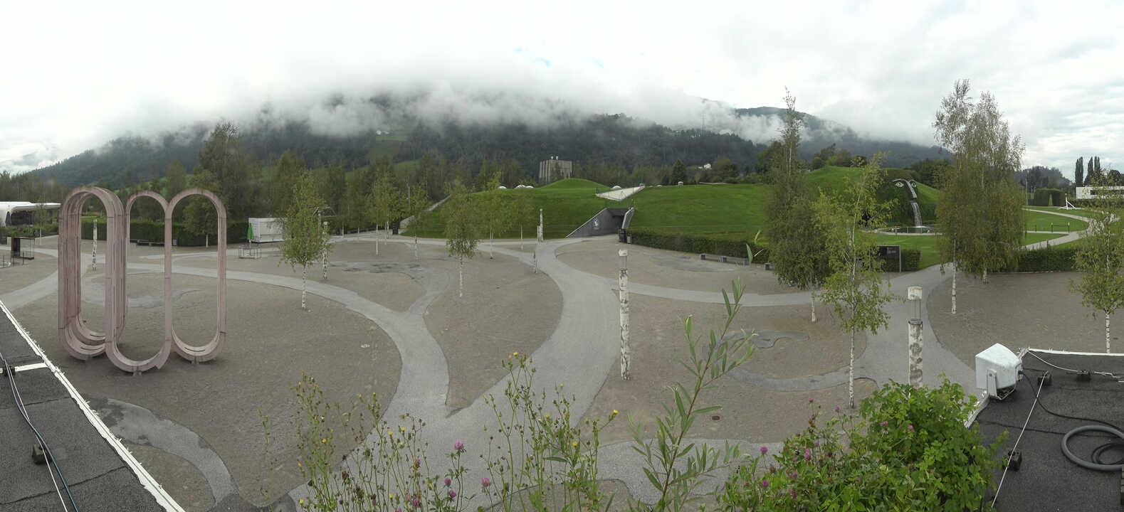 Archiv Foto Webcam Swarovski Kristallwelten: Außengelände