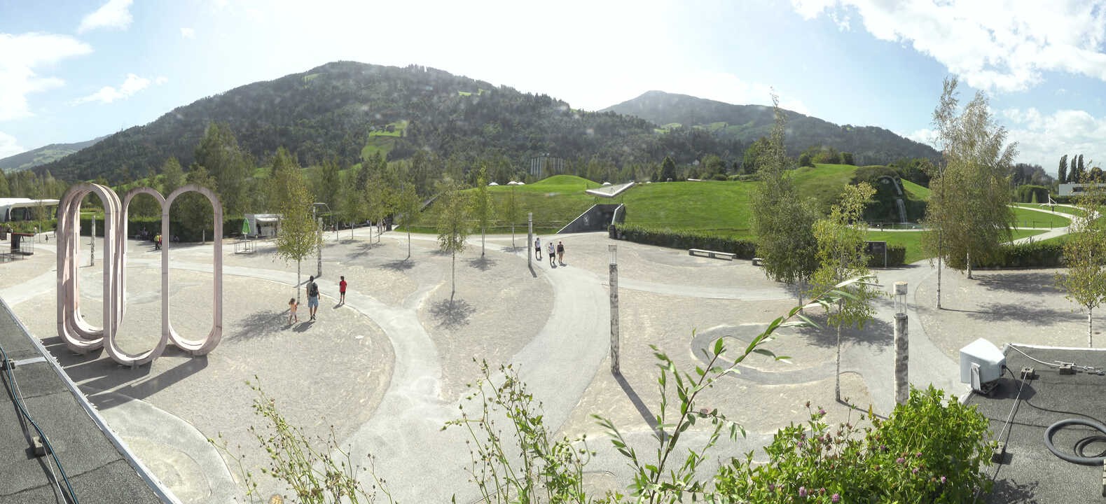 Archiv Foto Webcam Swarovski Kristallwelten: Außengelände