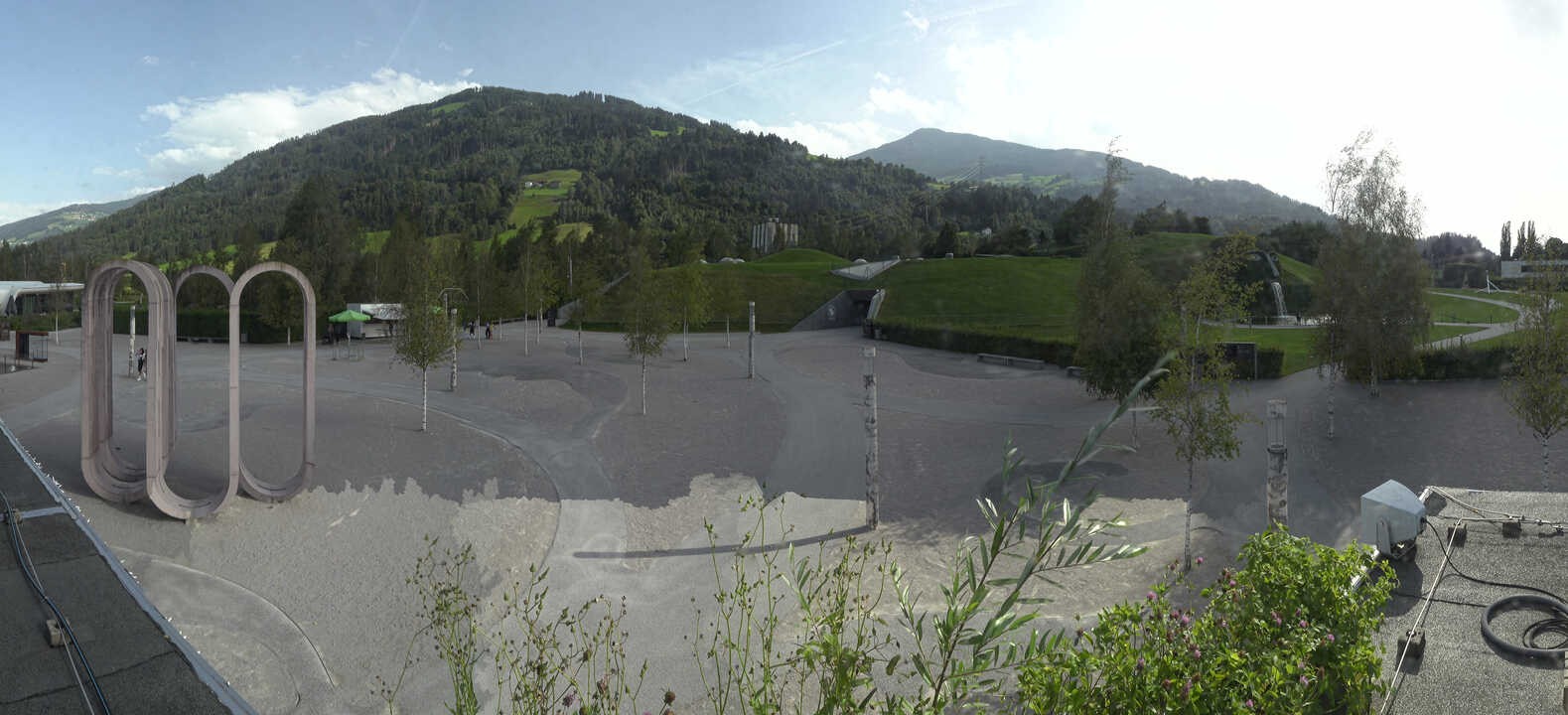 Archiv Foto Webcam Swarovski Kristallwelten: Außengelände