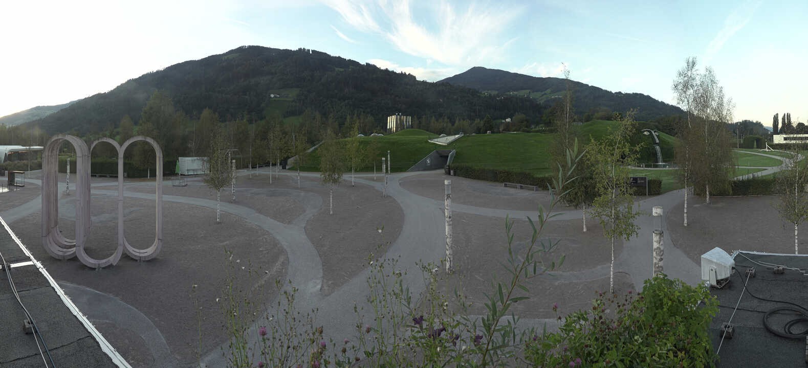 Archiv Foto Webcam Swarovski Kristallwelten: Außengelände