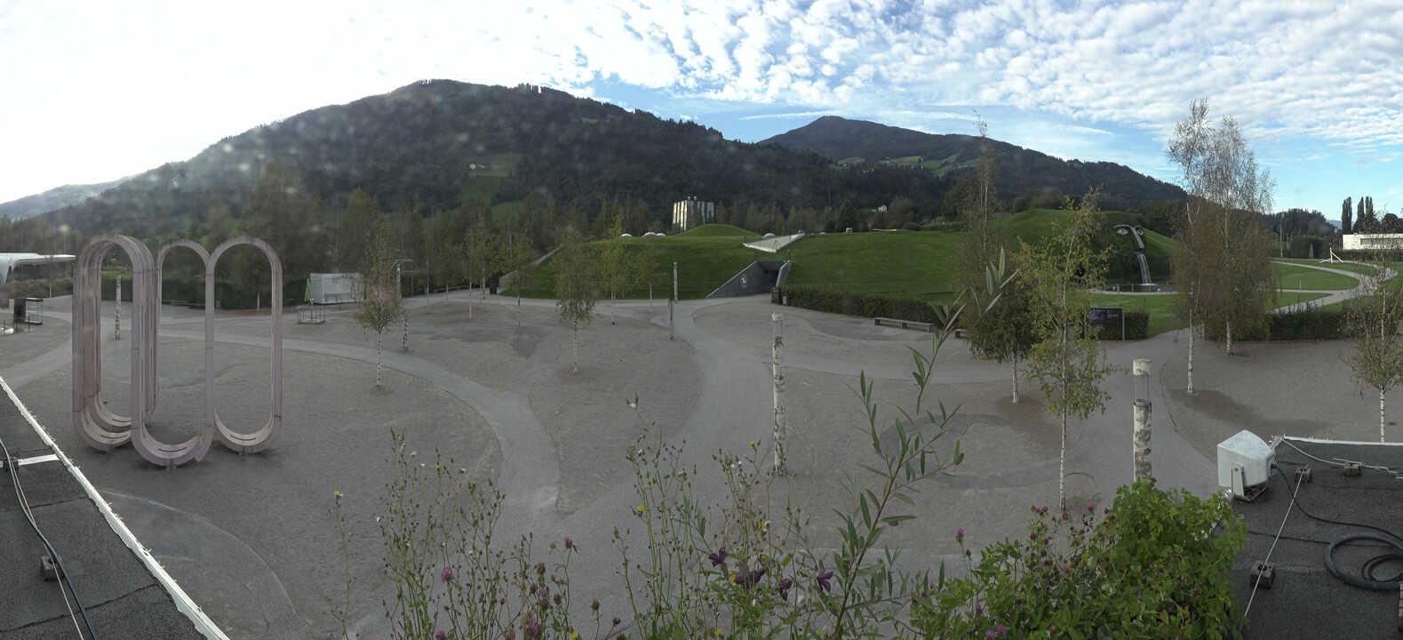 Archiv Foto Webcam Swarovski Kristallwelten: Außengelände