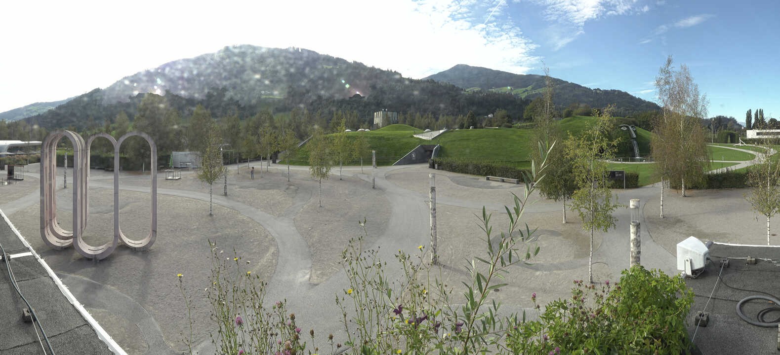 Archiv Foto Webcam Swarovski Kristallwelten: Außengelände