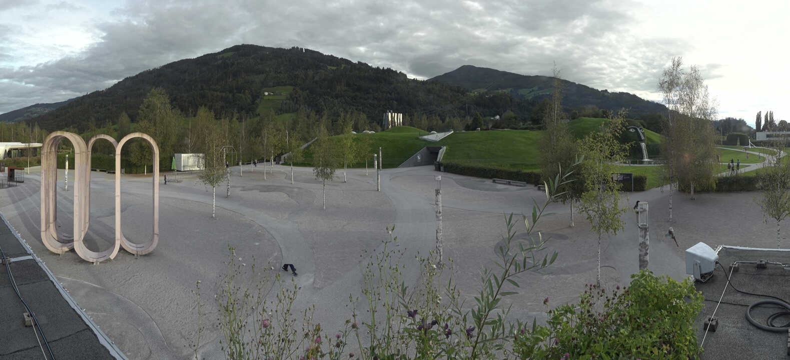 Archiv Foto Webcam Swarovski Kristallwelten: Außengelände