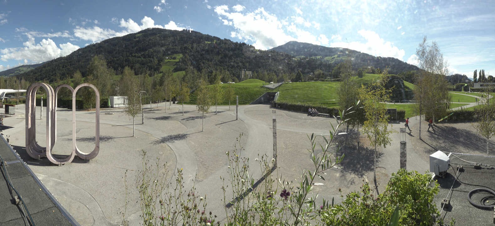 Archiv Foto Webcam Swarovski Kristallwelten: Außengelände