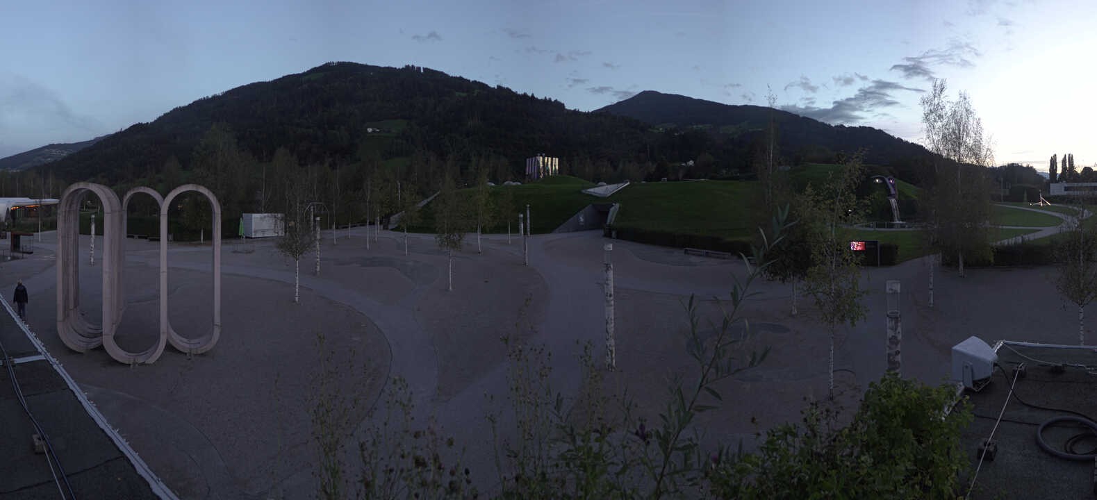 Archiv Foto Webcam Swarovski Kristallwelten: Außengelände