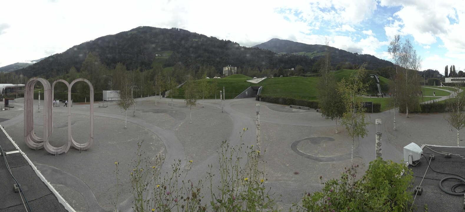 Archiv Foto Webcam Swarovski Kristallwelten: Außengelände