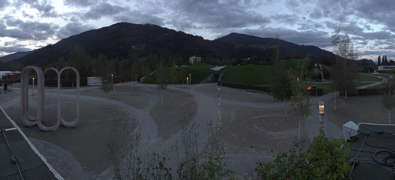 Archiv Foto Webcam Swarovski Kristallwelten: Außengelände