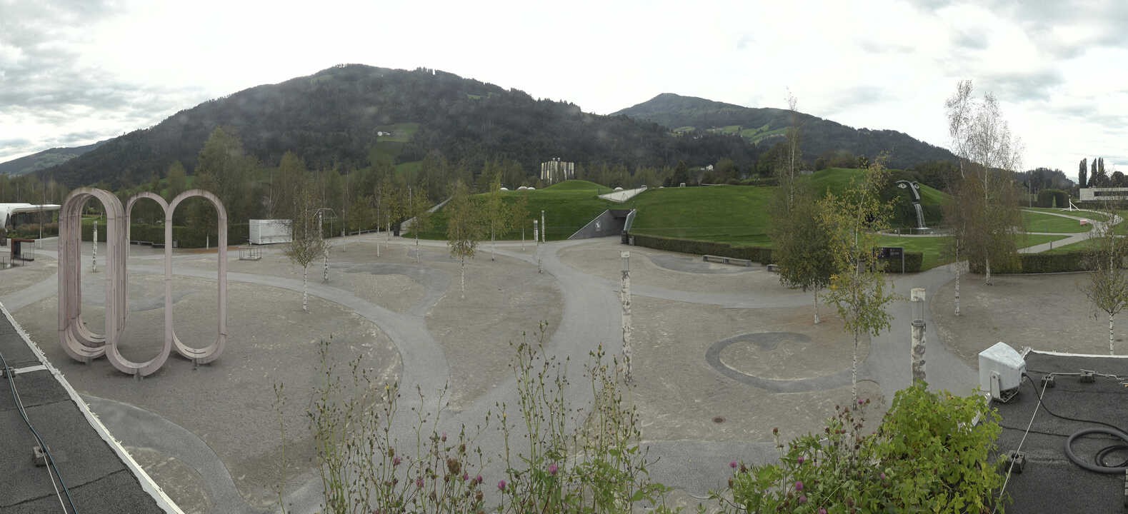 Archiv Foto Webcam Swarovski Kristallwelten: Außengelände