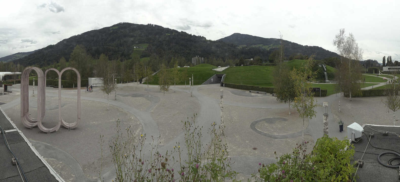 Archiv Foto Webcam Swarovski Kristallwelten: Außengelände