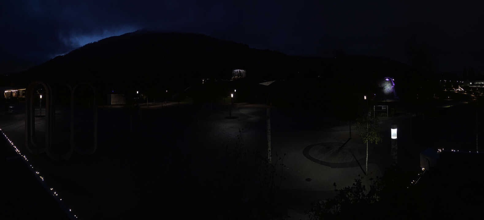Archiv Foto Webcam Swarovski Kristallwelten: Außengelände