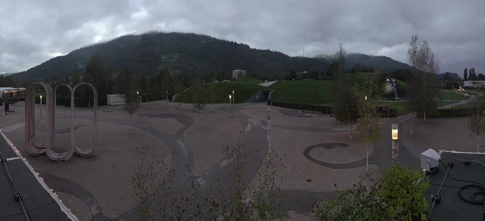 Archiv Foto Webcam Swarovski Kristallwelten: Außengelände
