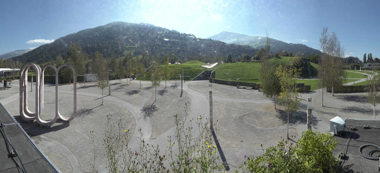 Archiv Foto Webcam Swarovski Kristallwelten: Außengelände