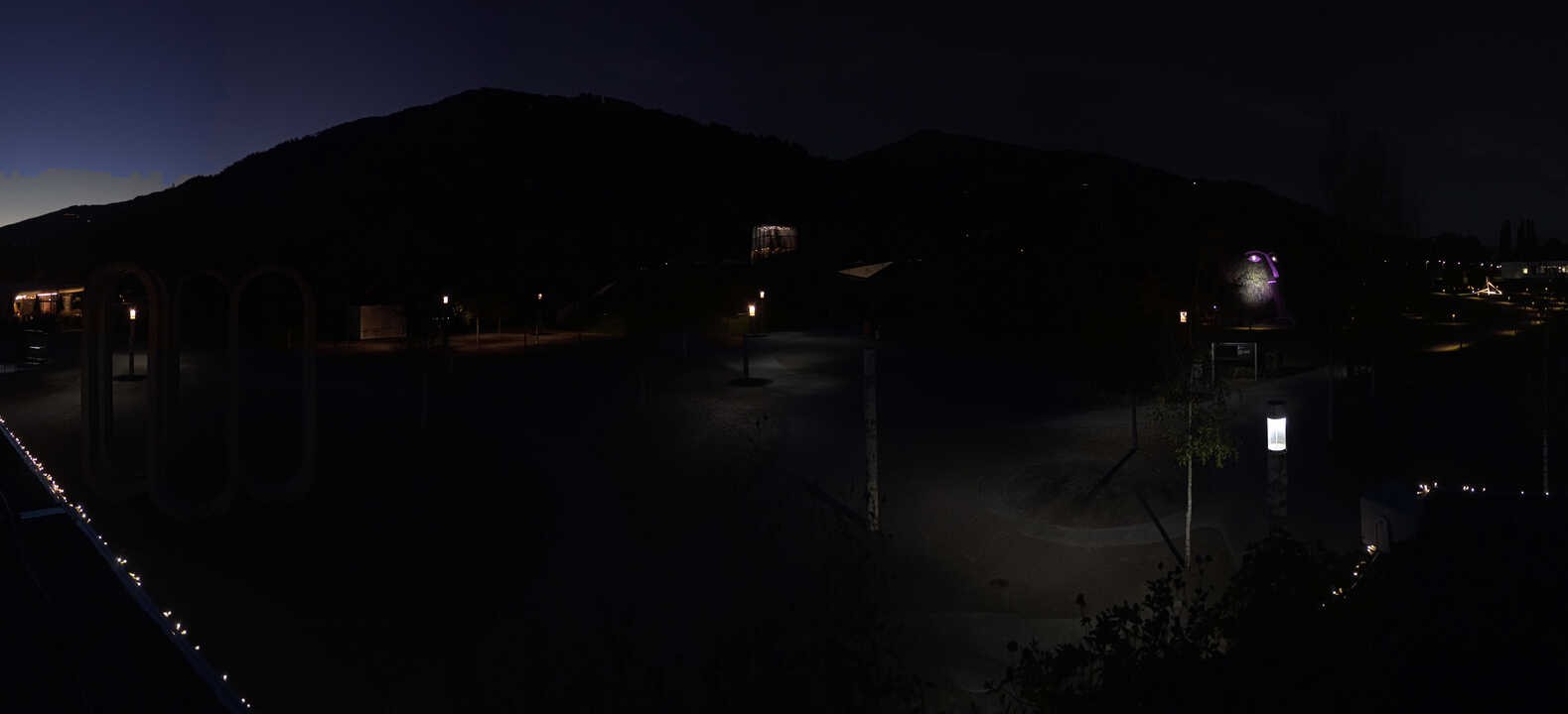 Archiv Foto Webcam Swarovski Kristallwelten: Außengelände