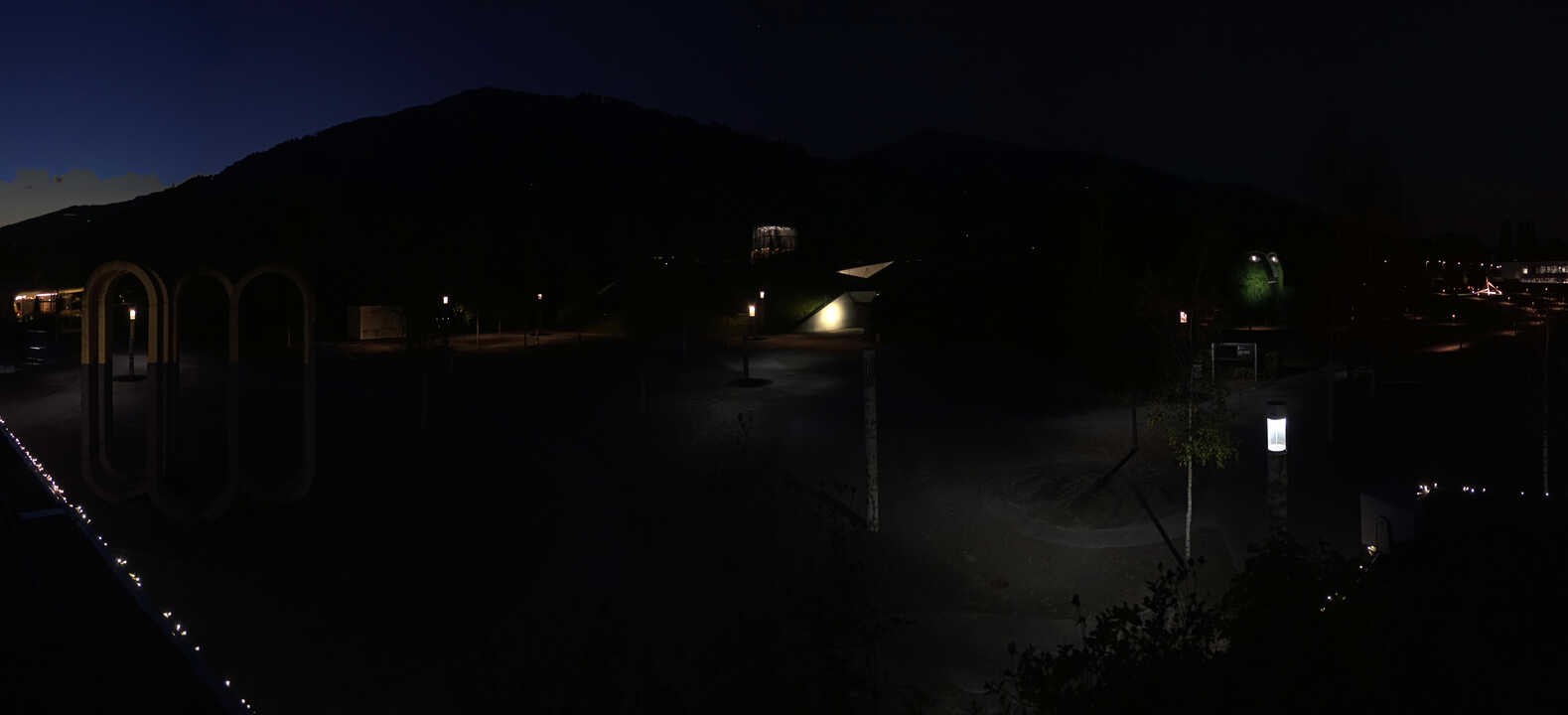 Archiv Foto Webcam Swarovski Kristallwelten: Außengelände