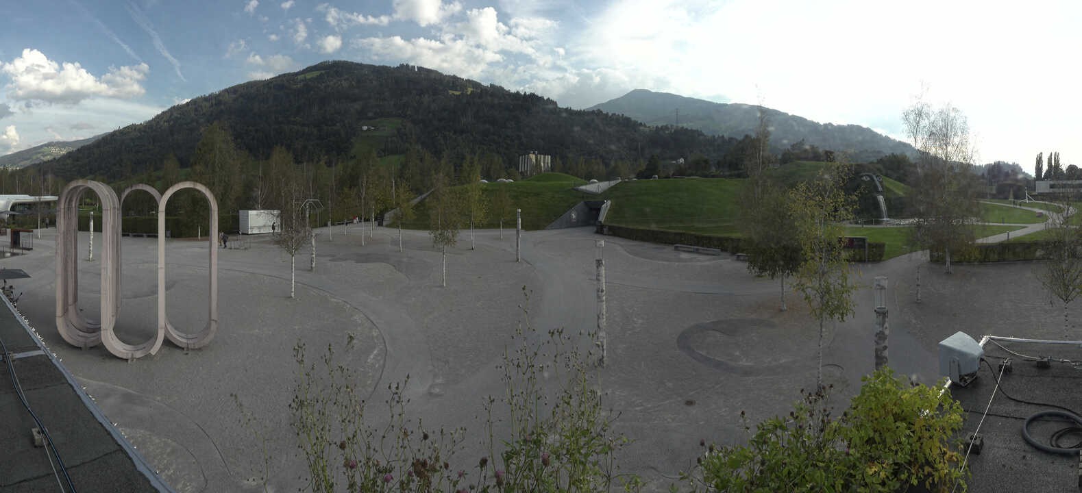 Archiv Foto Webcam Swarovski Kristallwelten: Außengelände