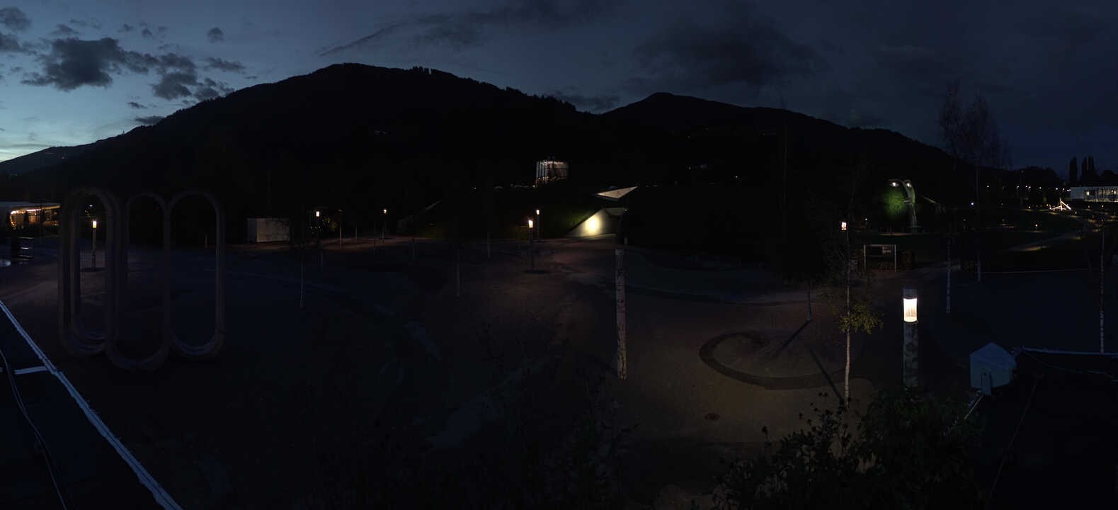 Archiv Foto Webcam Swarovski Kristallwelten: Außengelände