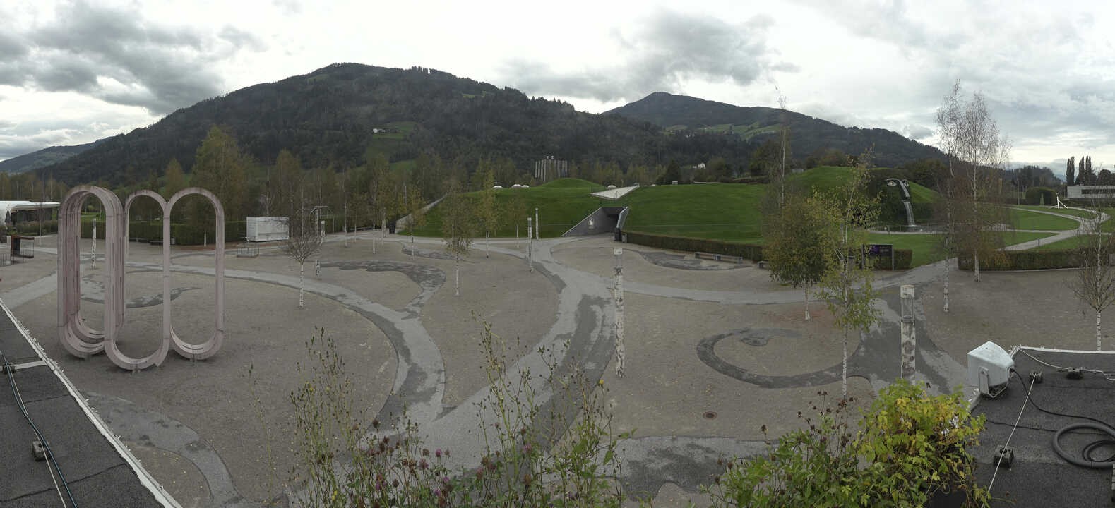 Archiv Foto Webcam Swarovski Kristallwelten: Außengelände