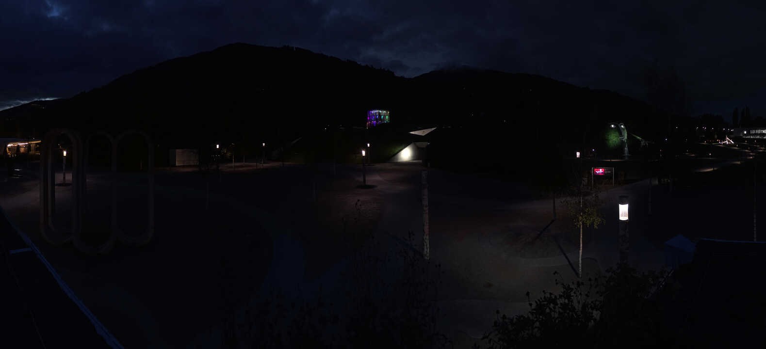 Archiv Foto Webcam Swarovski Kristallwelten: Außengelände