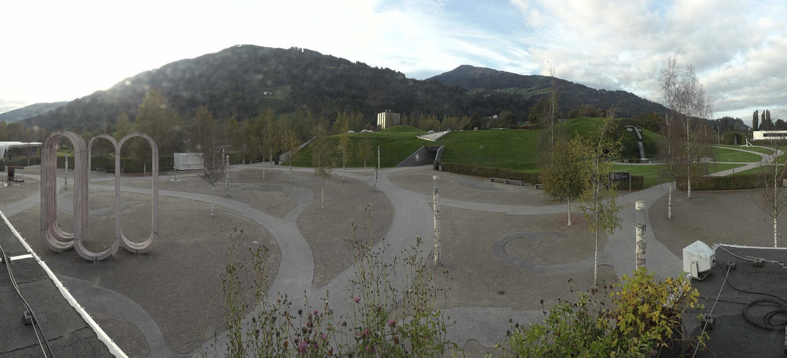 Archiv Foto Webcam Swarovski Kristallwelten: Außengelände