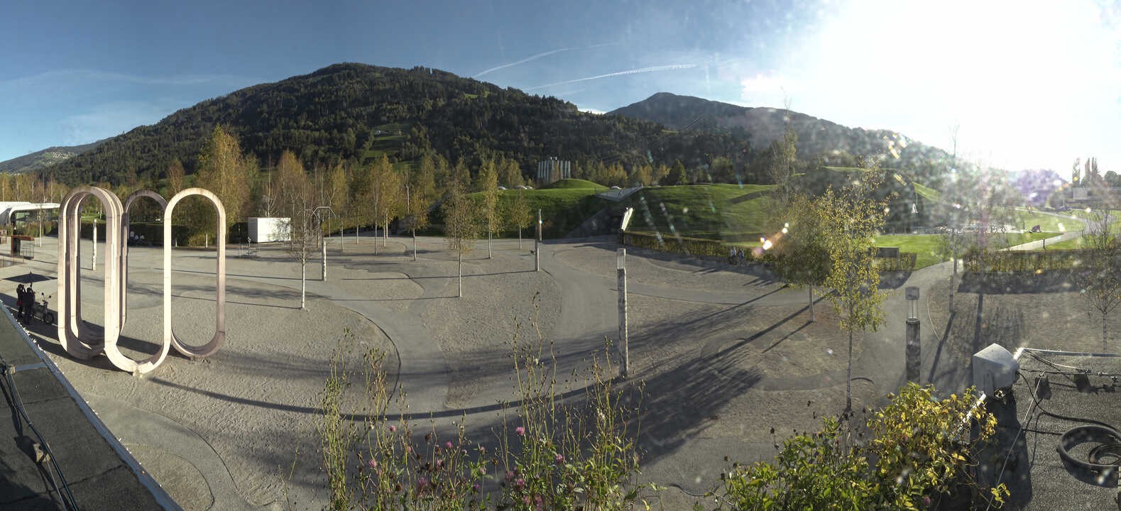 Archiv Foto Webcam Swarovski Kristallwelten: Außengelände