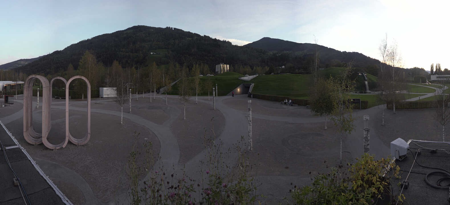 Archiv Foto Webcam Swarovski Kristallwelten: Außengelände