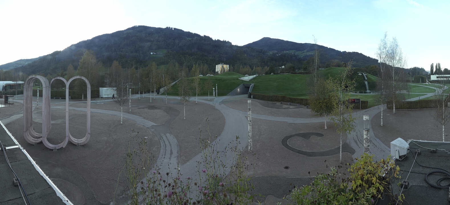 Archiv Foto Webcam Swarovski Kristallwelten: Außengelände