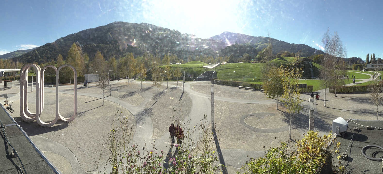 Archiv Foto Webcam Swarovski Kristallwelten: Außengelände