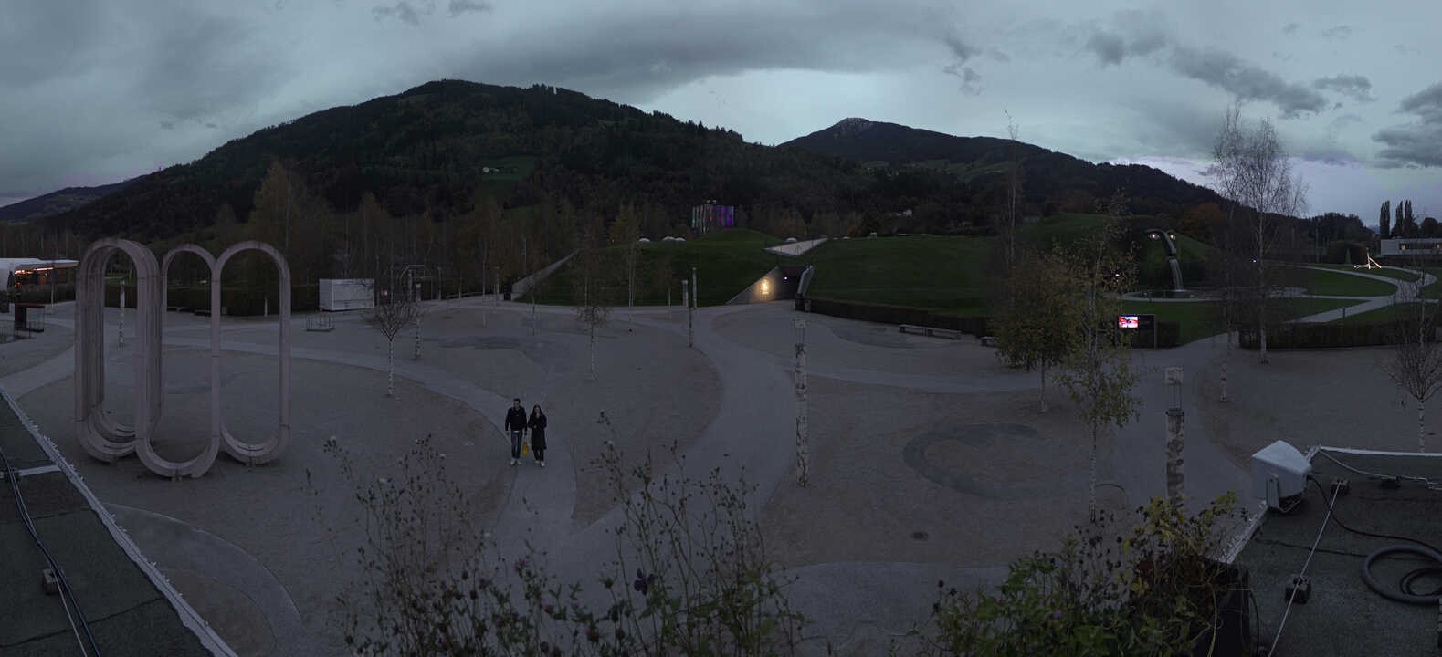 Archiv Foto Webcam Swarovski Kristallwelten: Außengelände