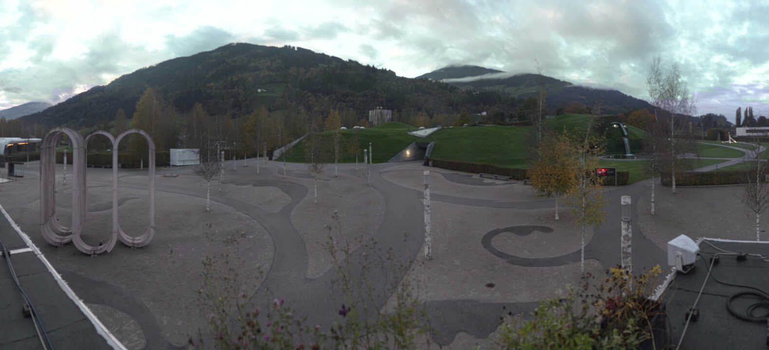 Archiv Foto Webcam Swarovski Kristallwelten: Außengelände