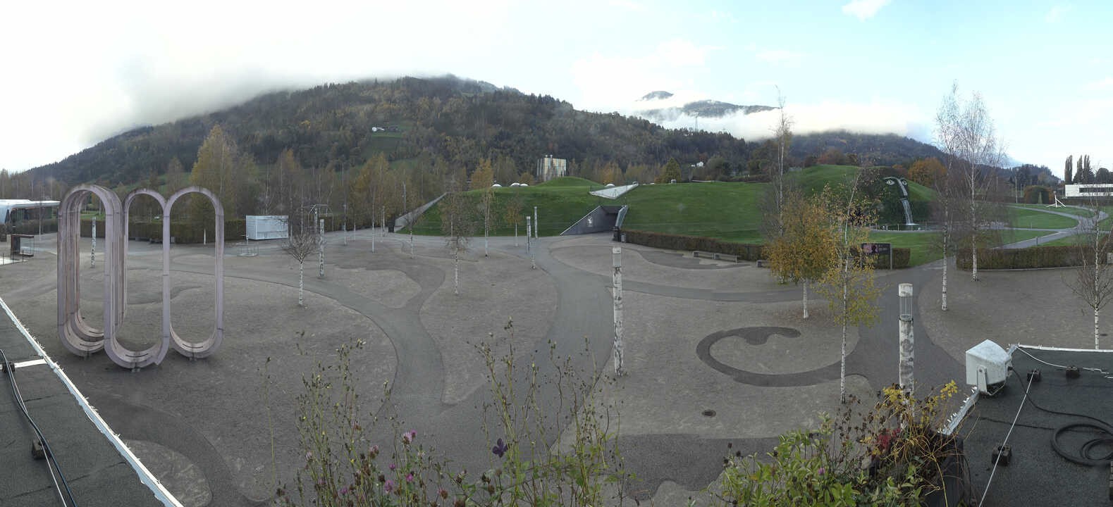 Archiv Foto Webcam Swarovski Kristallwelten: Außengelände