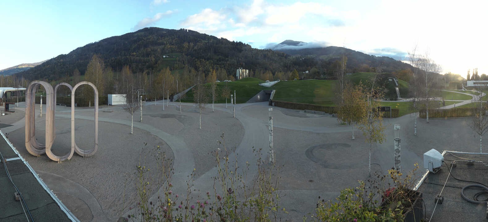 Archiv Foto Webcam Swarovski Kristallwelten: Außengelände