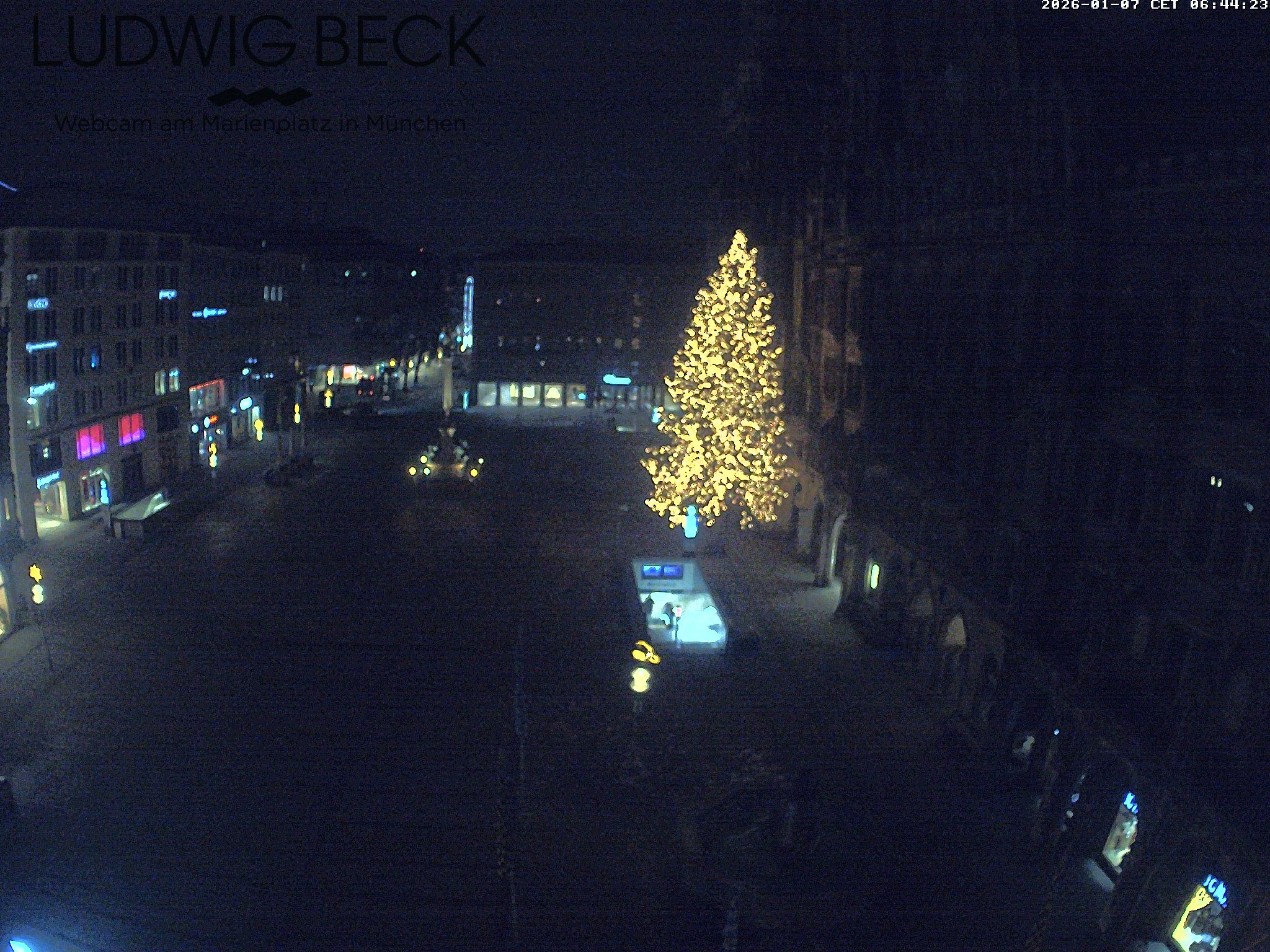 Archived image Webcam at the Marienplatz, Munich