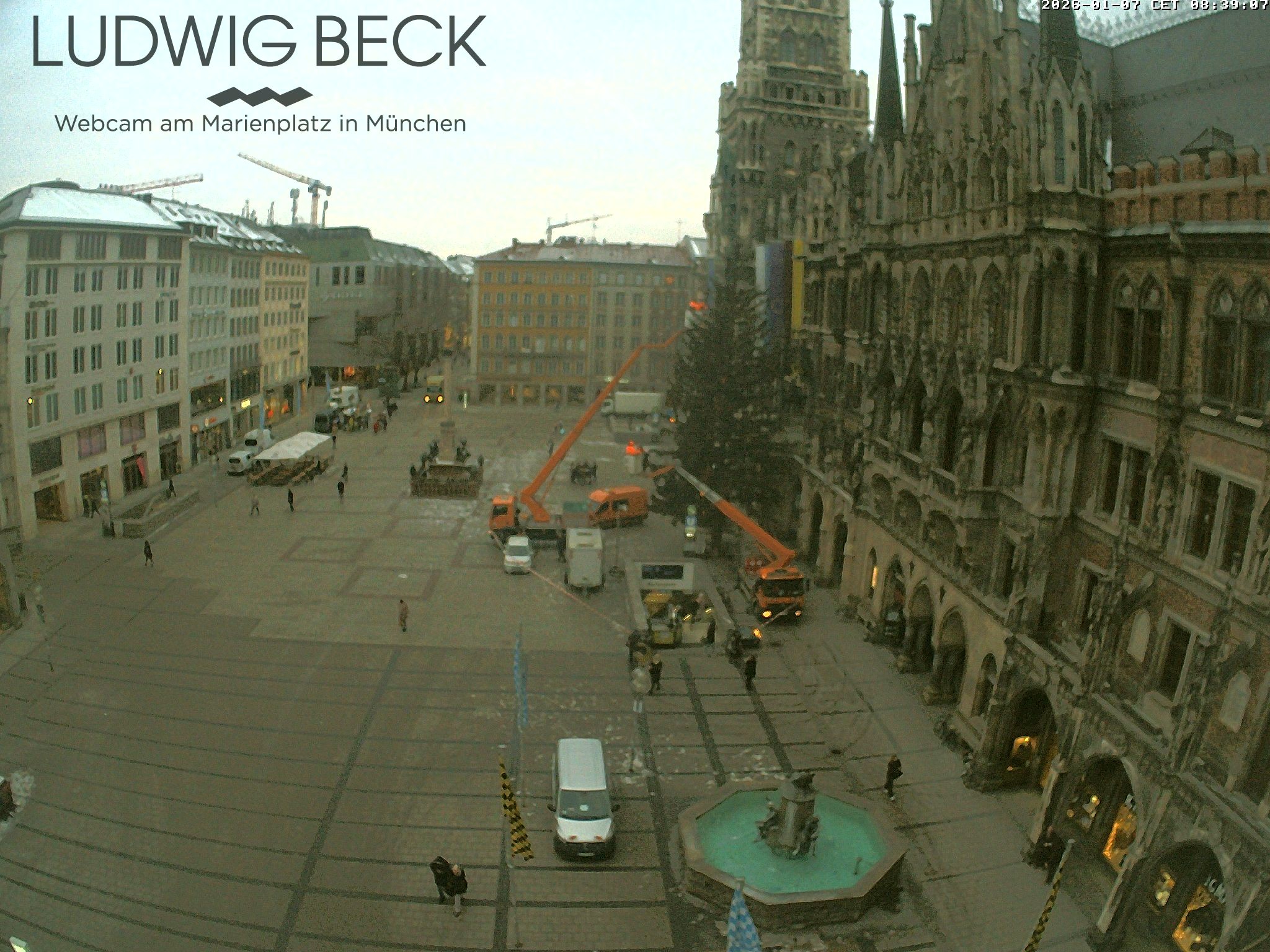 Archived image Webcam at the Marienplatz, Munich