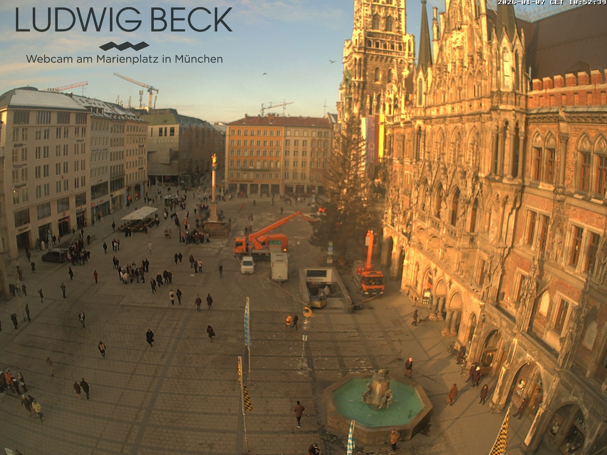 Archived image Webcam at the Marienplatz, Munich