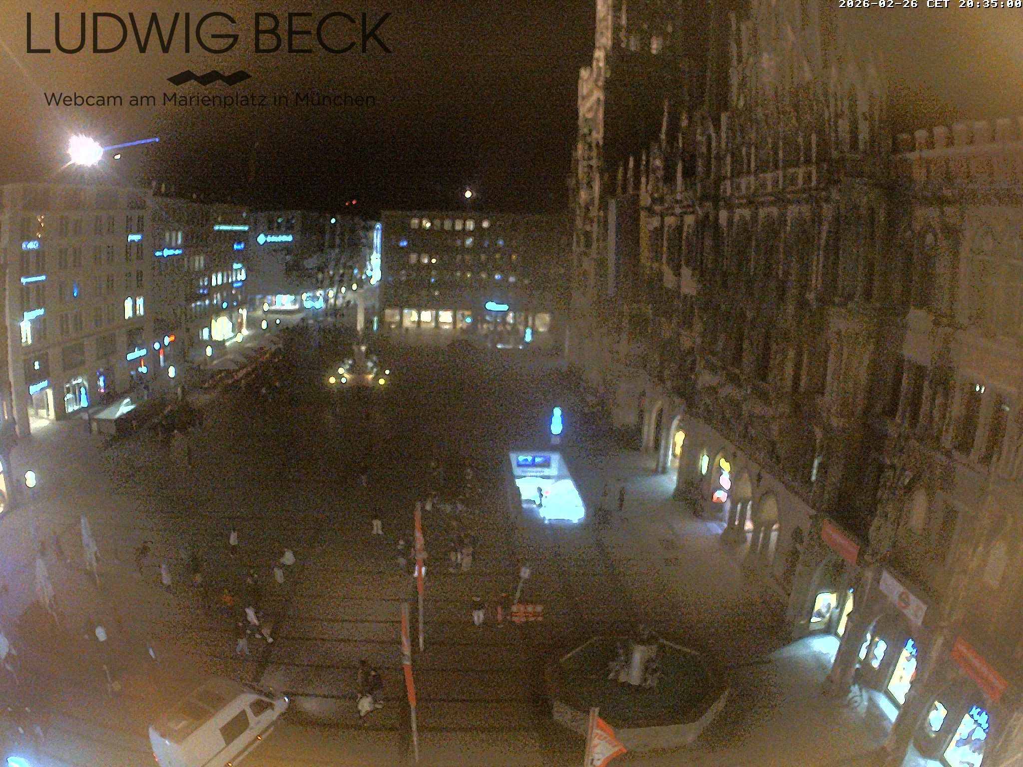 Archived image Webcam at the Marienplatz, Munich