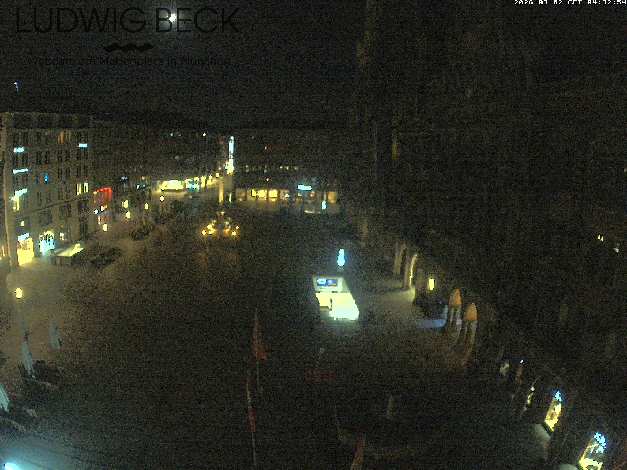 Archived image Webcam at the Marienplatz, Munich