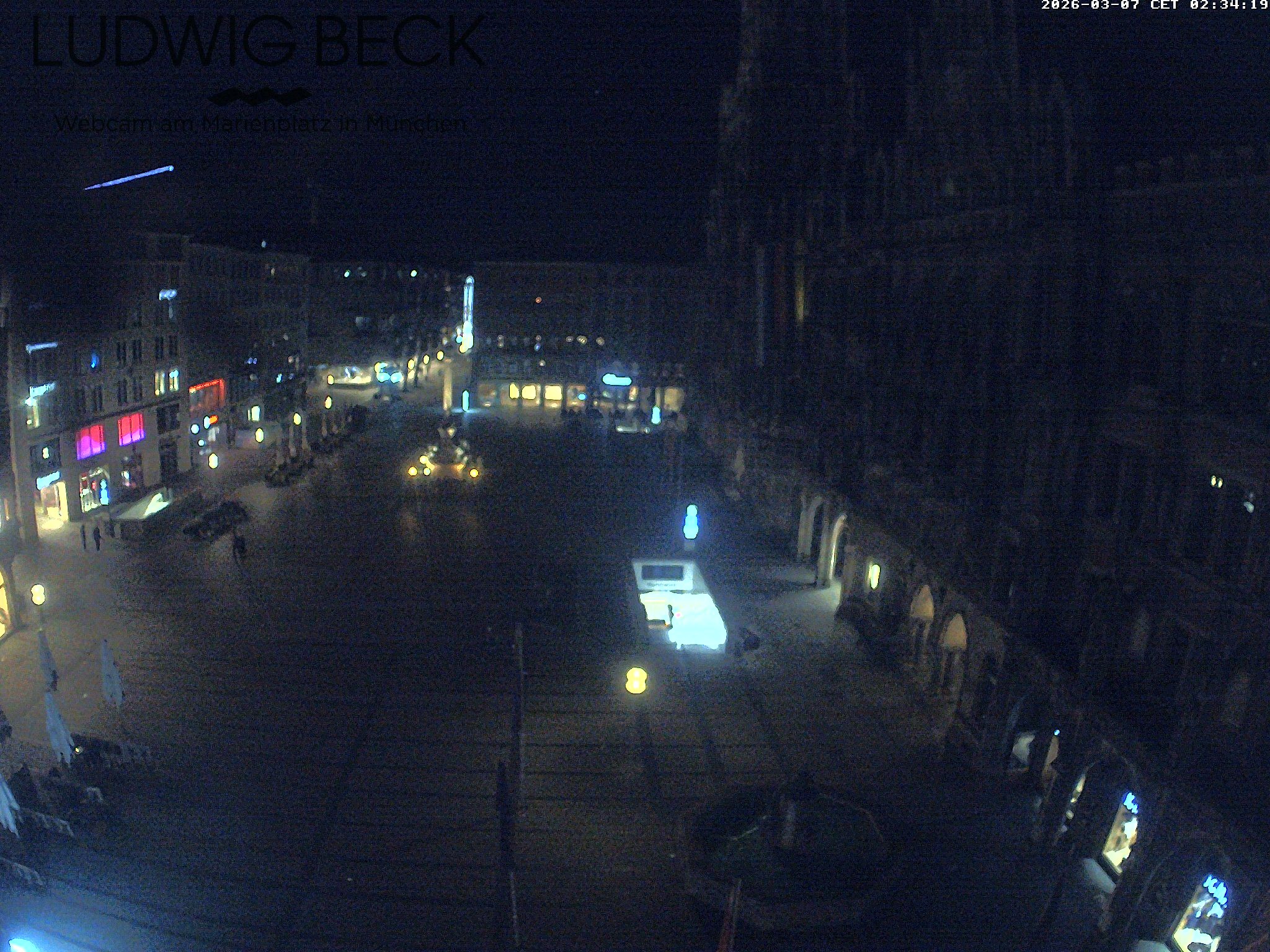 Archived image Webcam at the Marienplatz, Munich