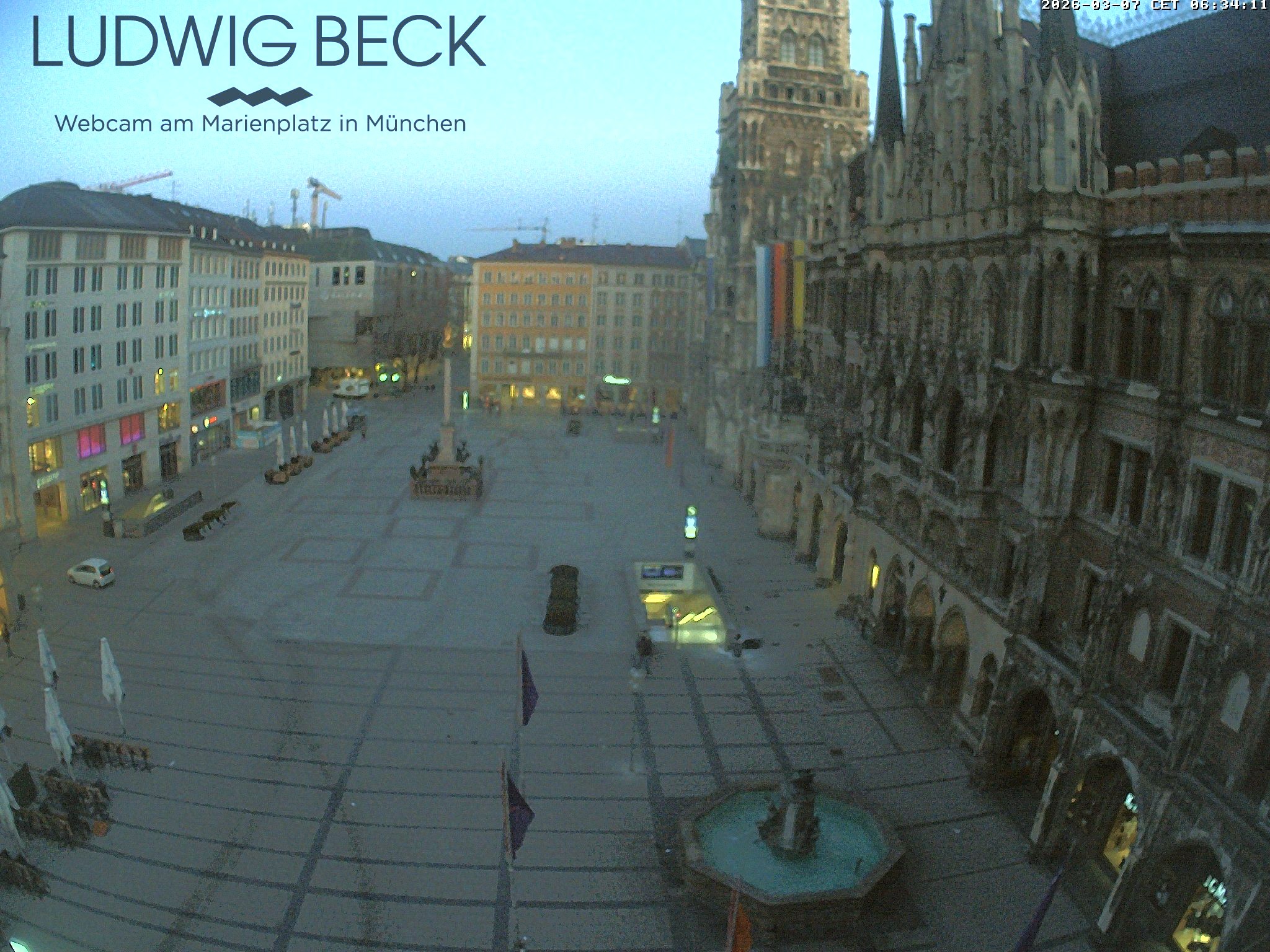 Archived image Webcam at the Marienplatz, Munich