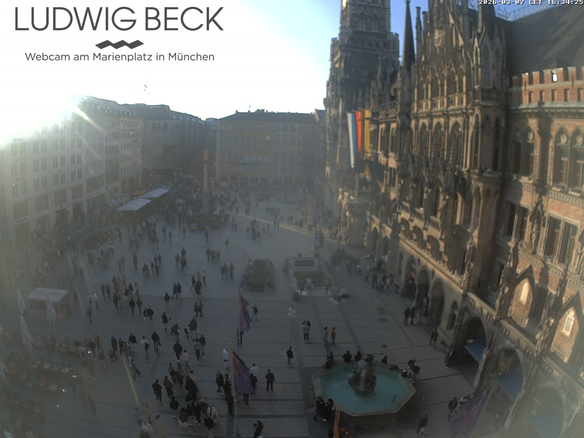 Archived image Webcam at the Marienplatz, Munich