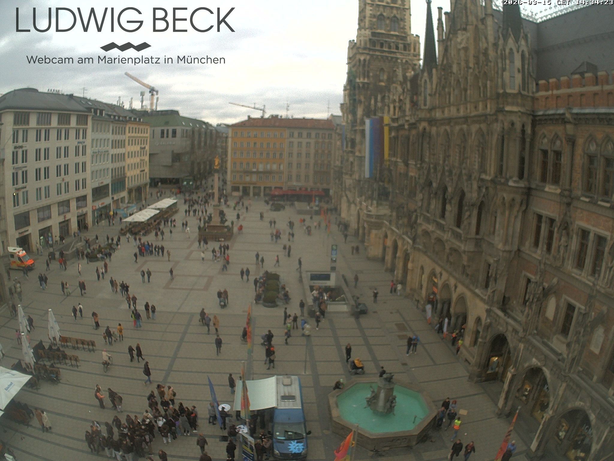 Archived image Webcam at the Marienplatz, Munich