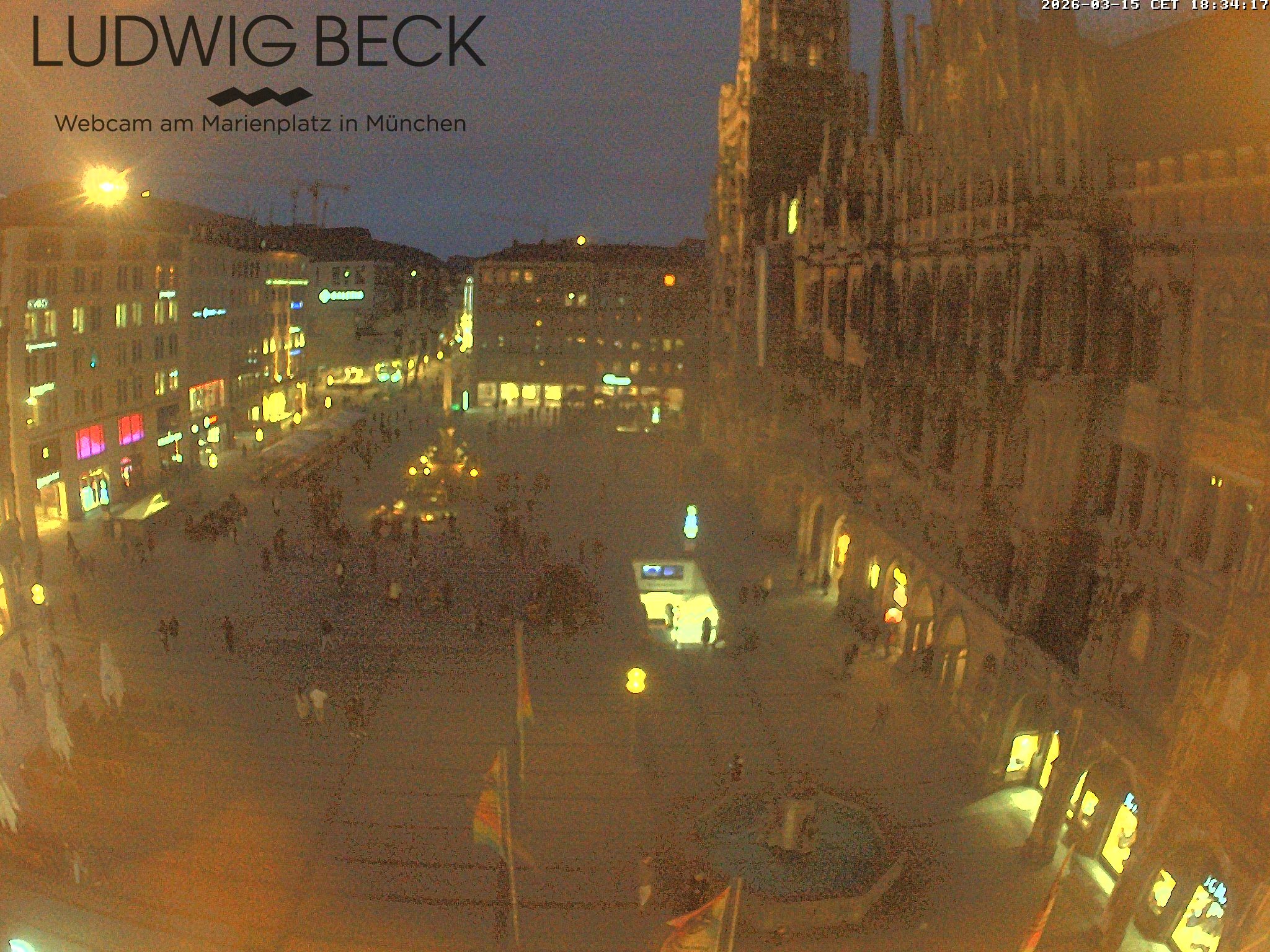 Archived image Webcam at the Marienplatz, Munich