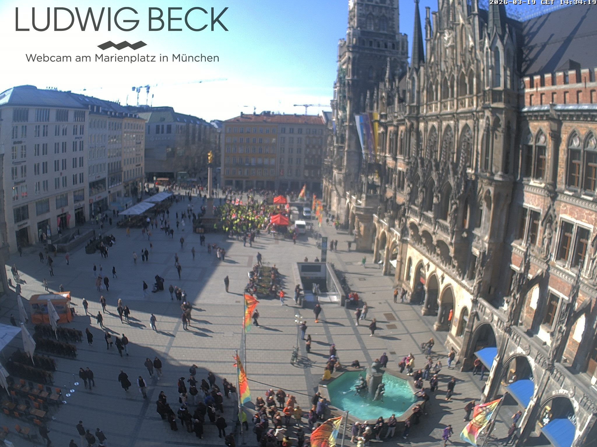 Archived image Webcam at the Marienplatz, Munich