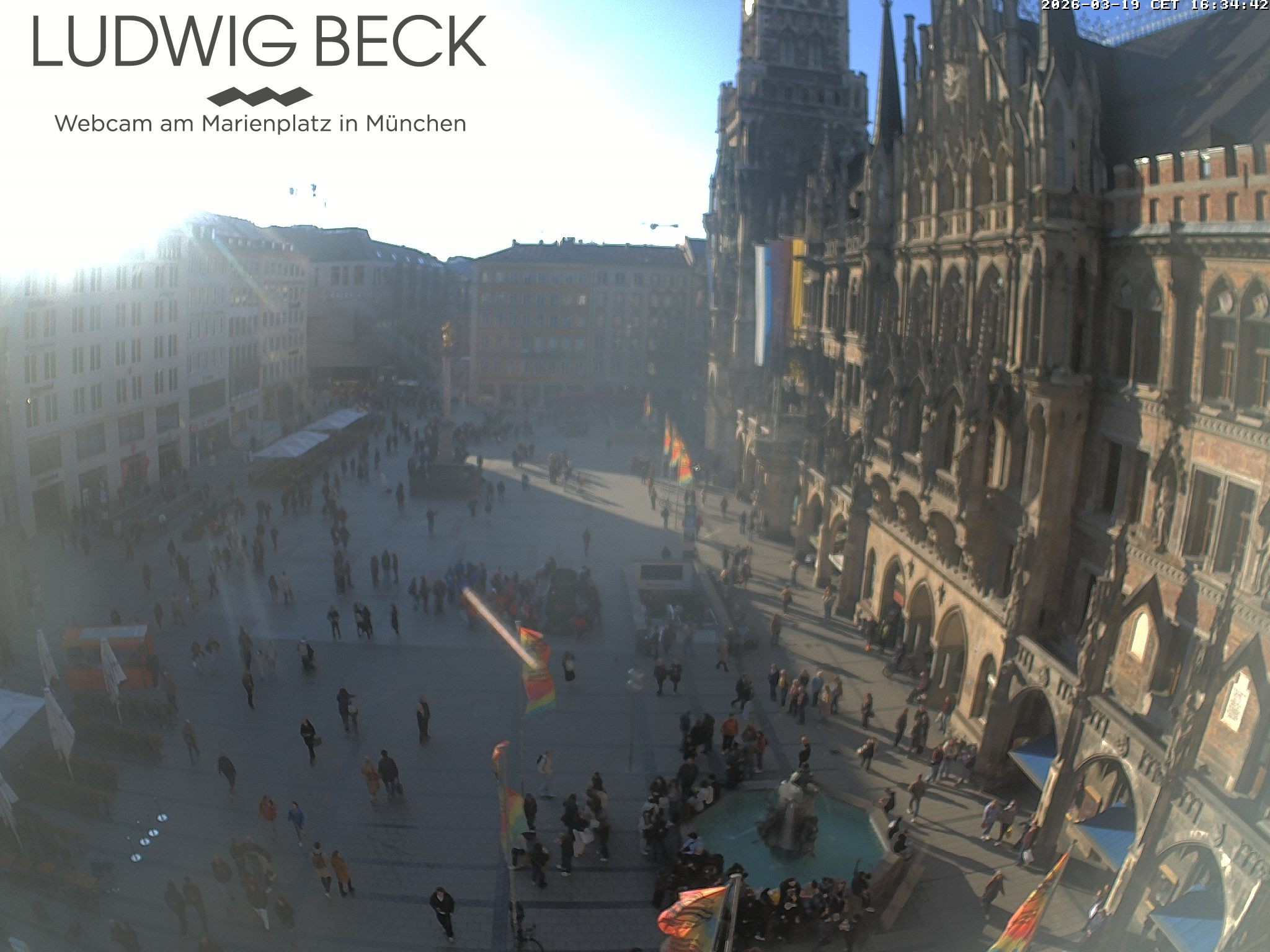 Archived image Webcam at the Marienplatz, Munich