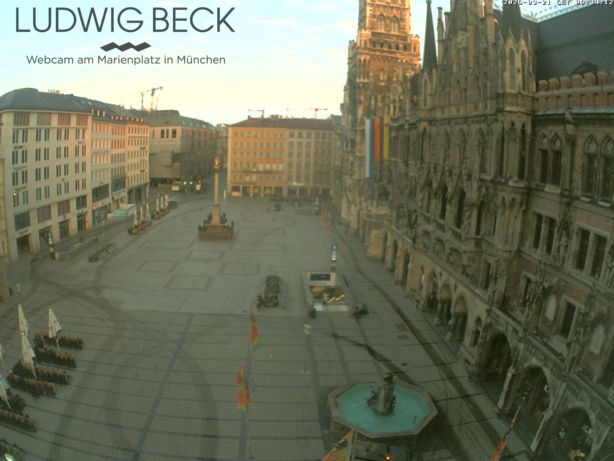 Archived image Webcam at the Marienplatz, Munich