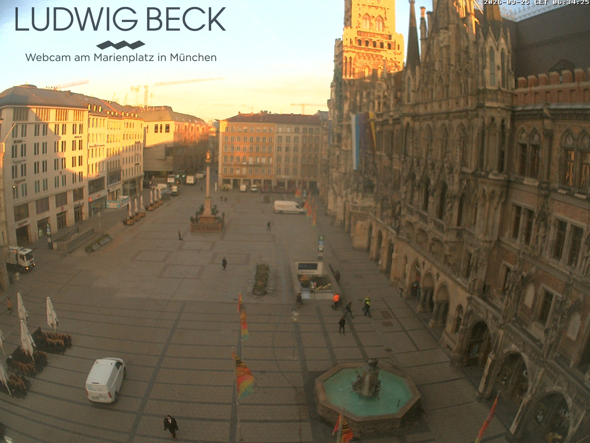 Archived image Webcam at the Marienplatz, Munich